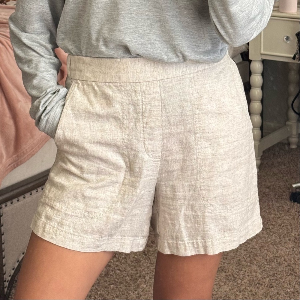 Banana Republic Light Tan Women's Shorts